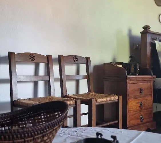 Eleni Πανσιόν Παλαιός Παντελεήμων