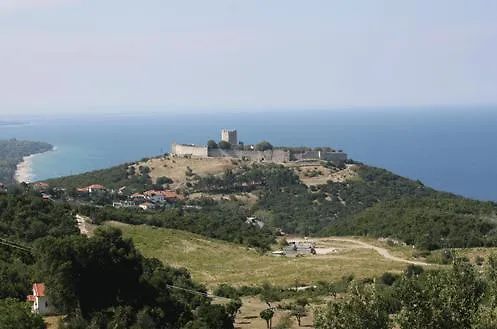 Πανσιόν Eleni 3*